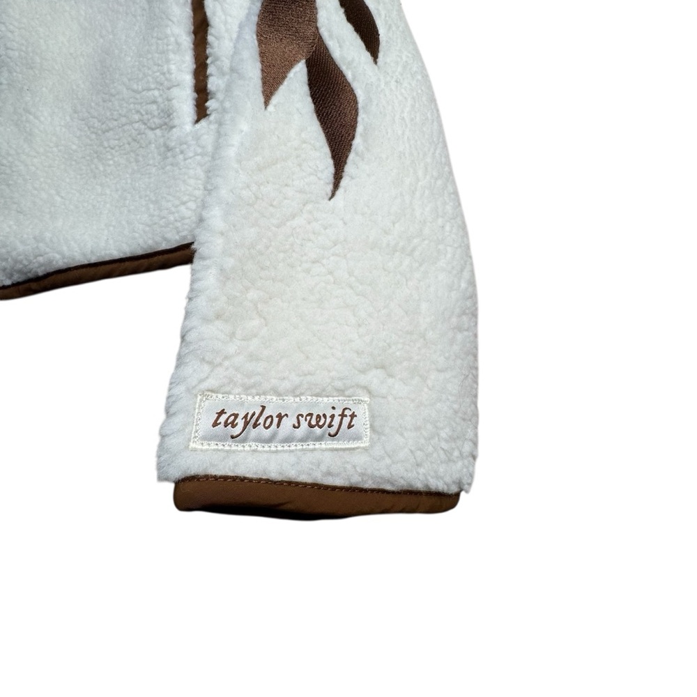 Taylor Swift Life Is A Willow Zip Up Sherpa Jacket Size XS - Picture 2 of 9